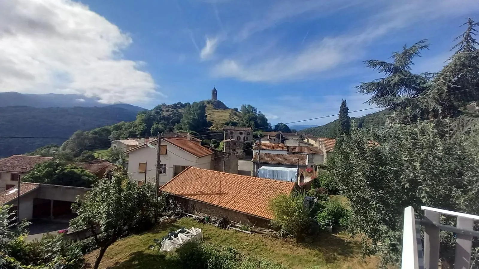 Le Petit Gite De La Tour Montoulieu  Montoulieu (Ariege)