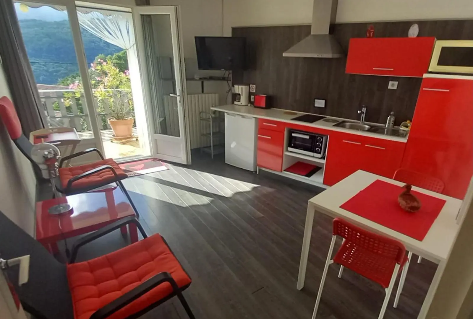 Le Petit Gite De La Tour Montoulieu  Appartement Montoulieu (Ariege)